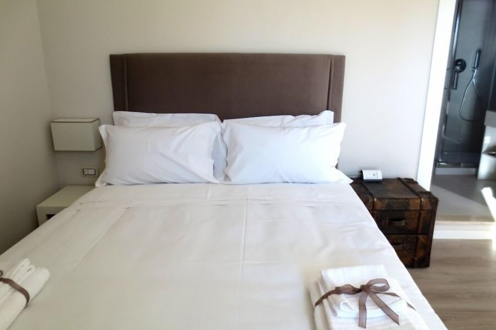 Superior Double or Twin Room (3 pax) photo 1