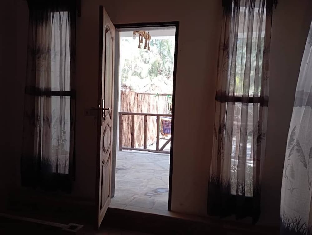 Basic Double Room photo 1