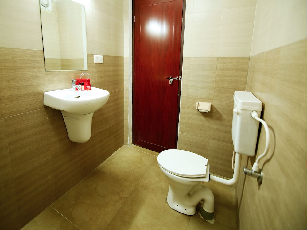 Deluxe Double Or Twin Room, 1 King Bed photo 2