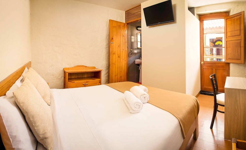 Economy Double Room, Courtyard View photo 1