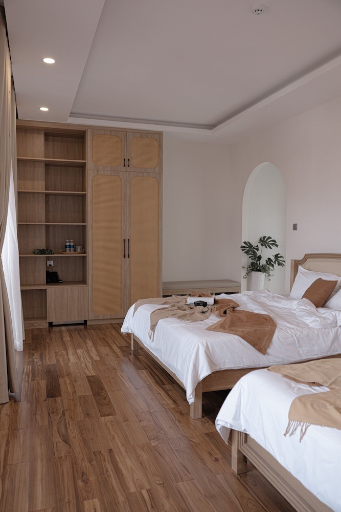 Executive Room, 2 Queen Beds photo 3