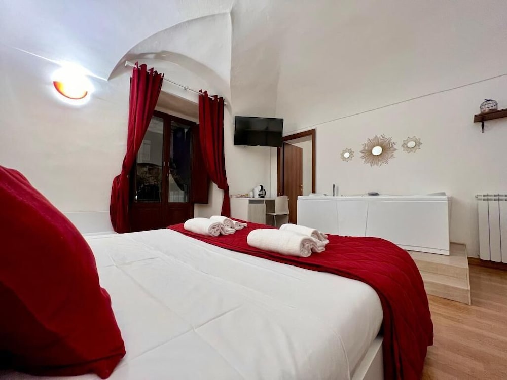 Royal Room photo 3
