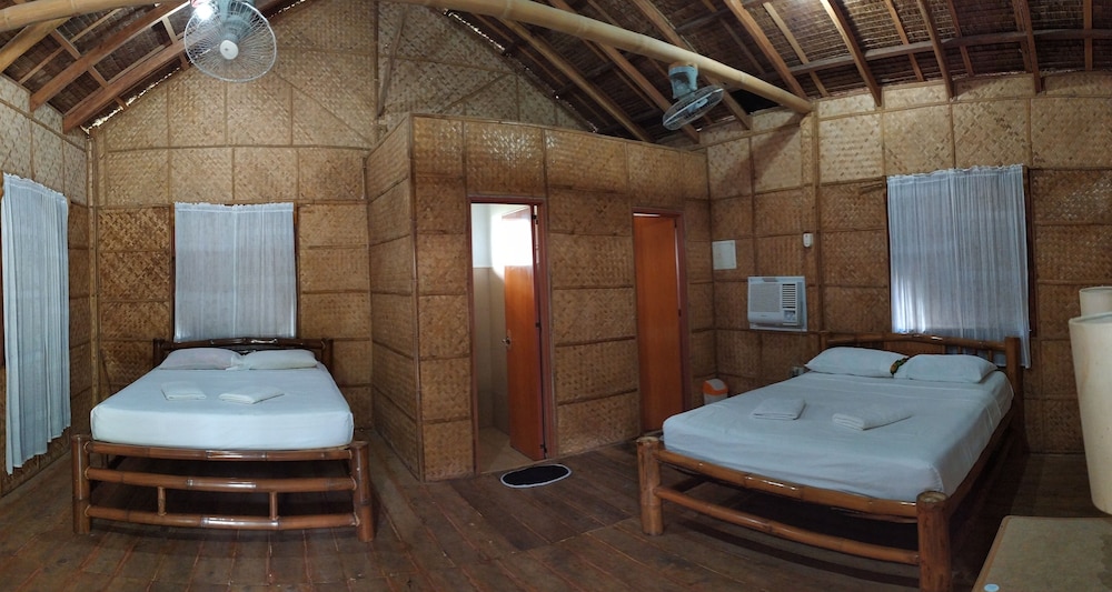 Ipil Room