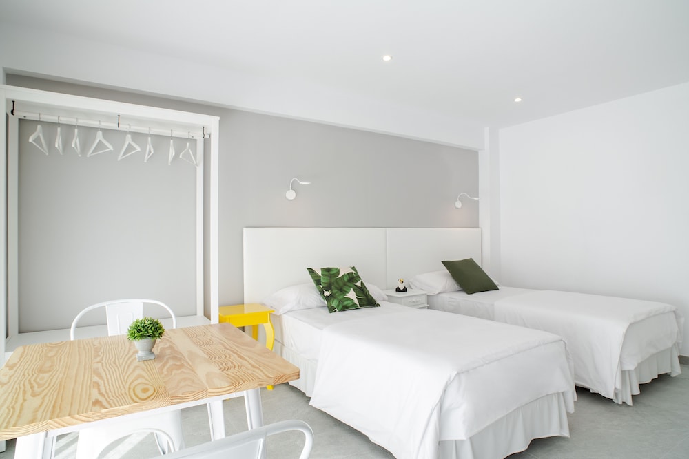 Habitación Doble Económica, 2 Camas Individuales (Sin Balcón)