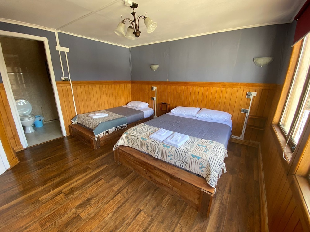 Signature Double Room, 1 Queen Bed, Ensuite photo 1