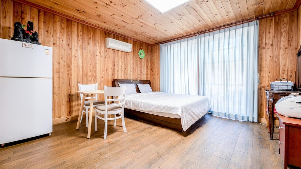 Basic Room, 1 Bedroom (haneul)
