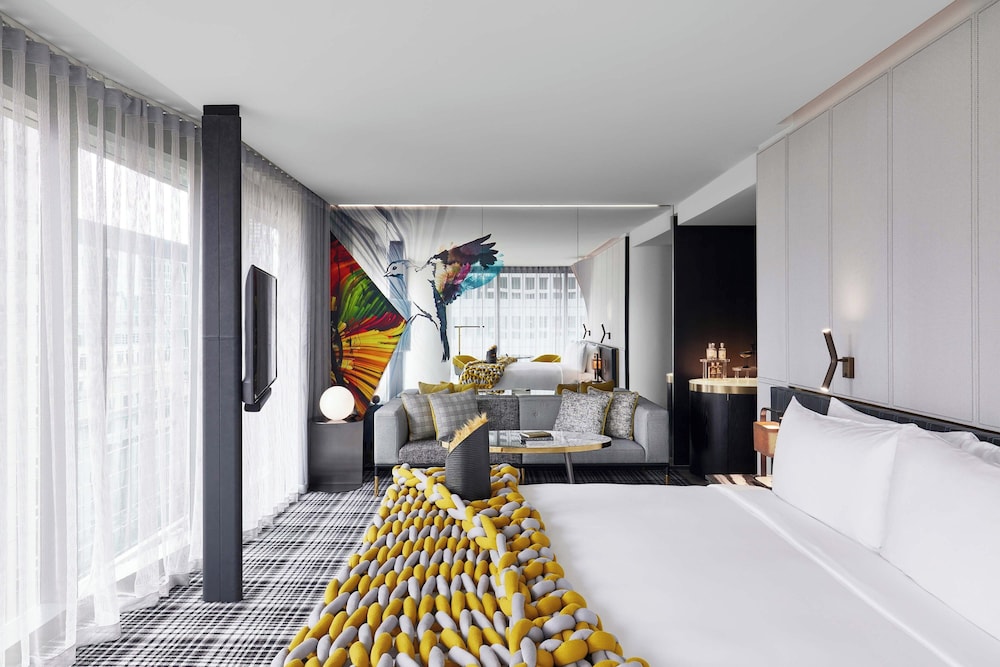 Studio Suite, 1 King Bed, Non Smoking
