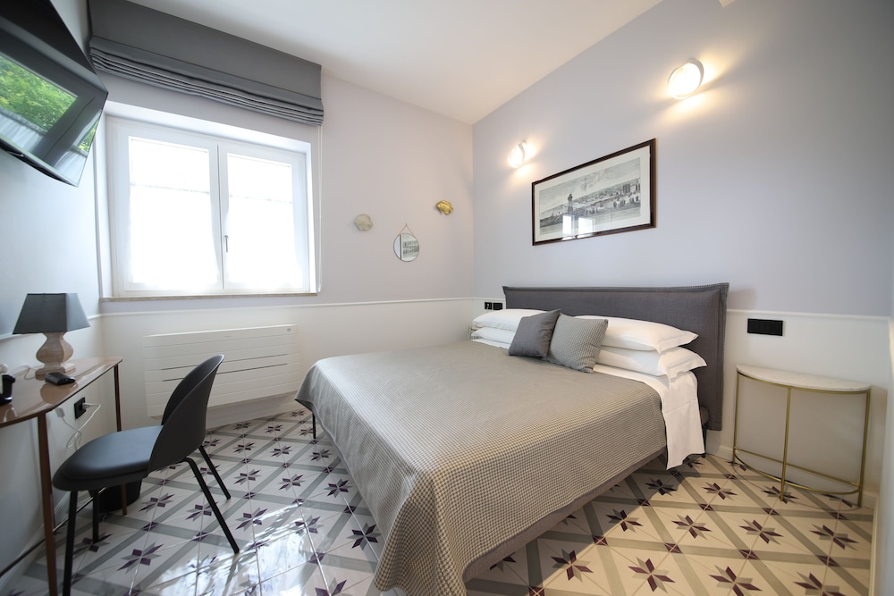 Design Suite, Terrace, Ground Floor - Photo 1