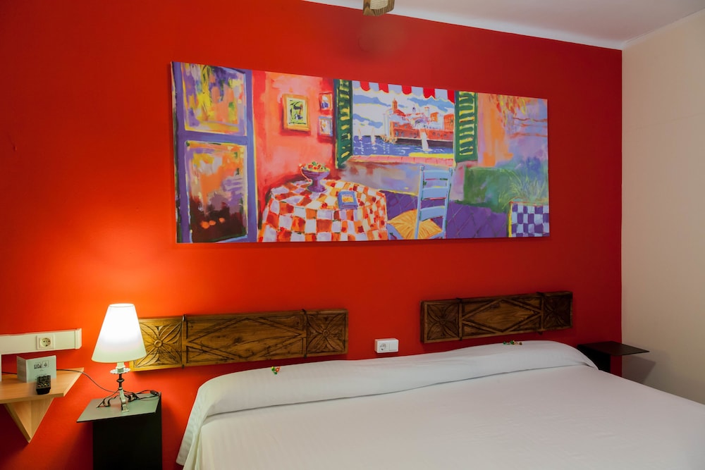 Economy Double Room photo 3