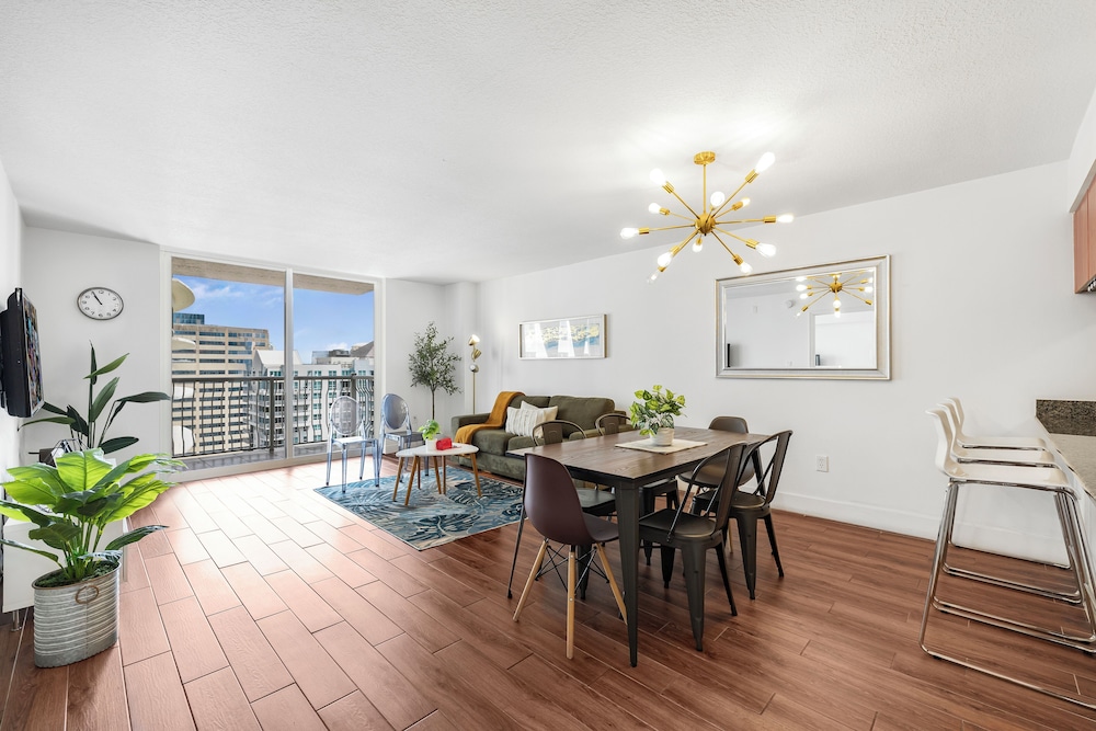 Apartment, Balcony, City View photo 2