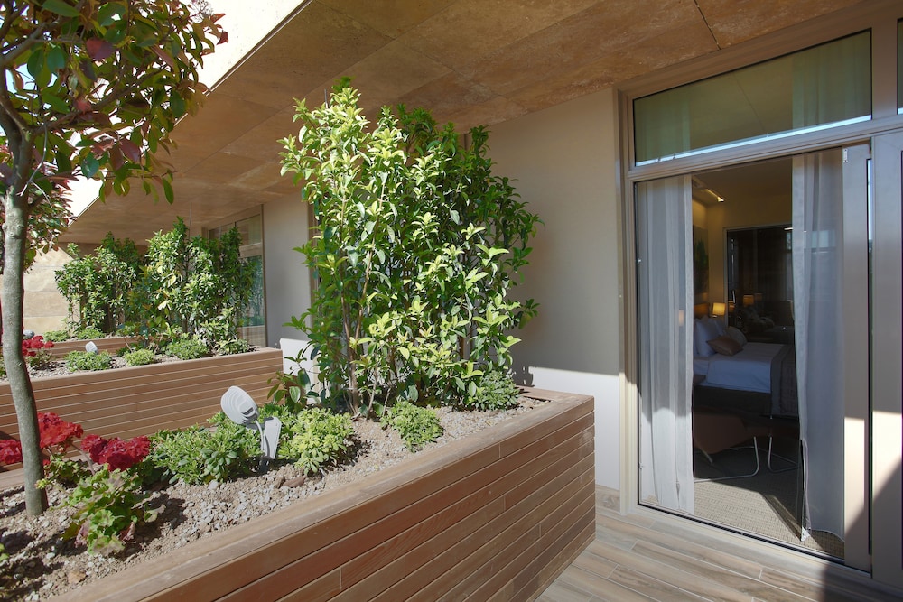 Comfort Room, Terrace photo 3