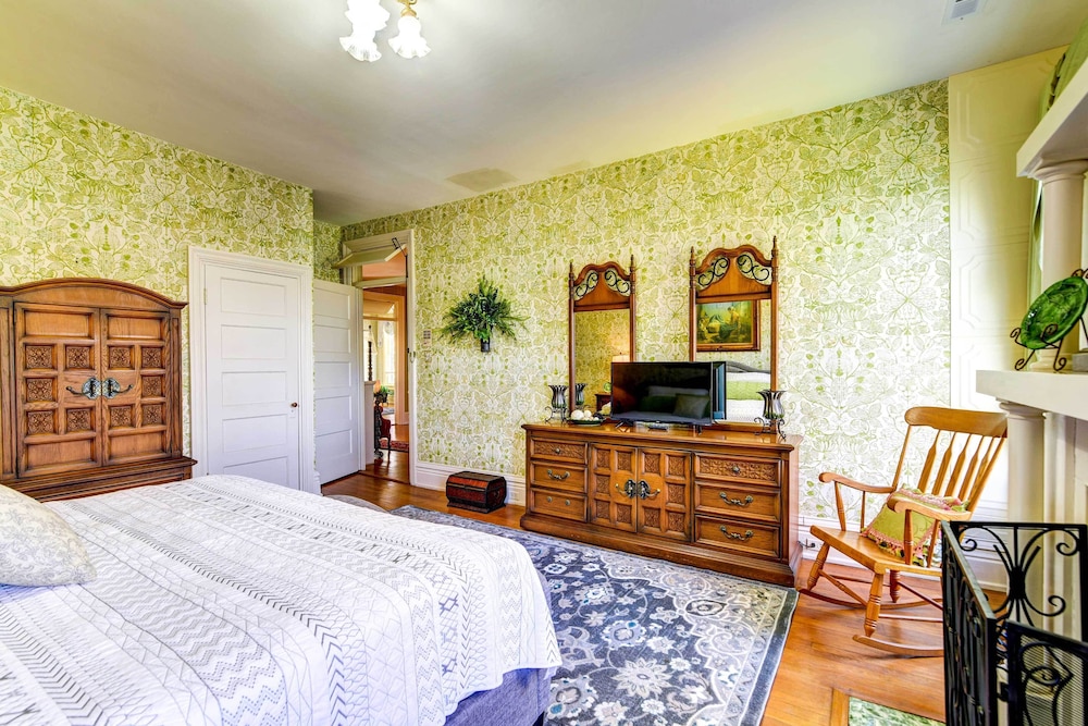 House (5 Bedrooms) photo 2