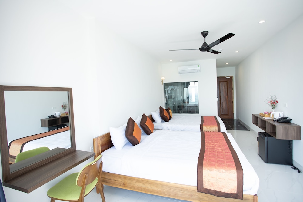 Deluxe Quadruple Room photo 2
