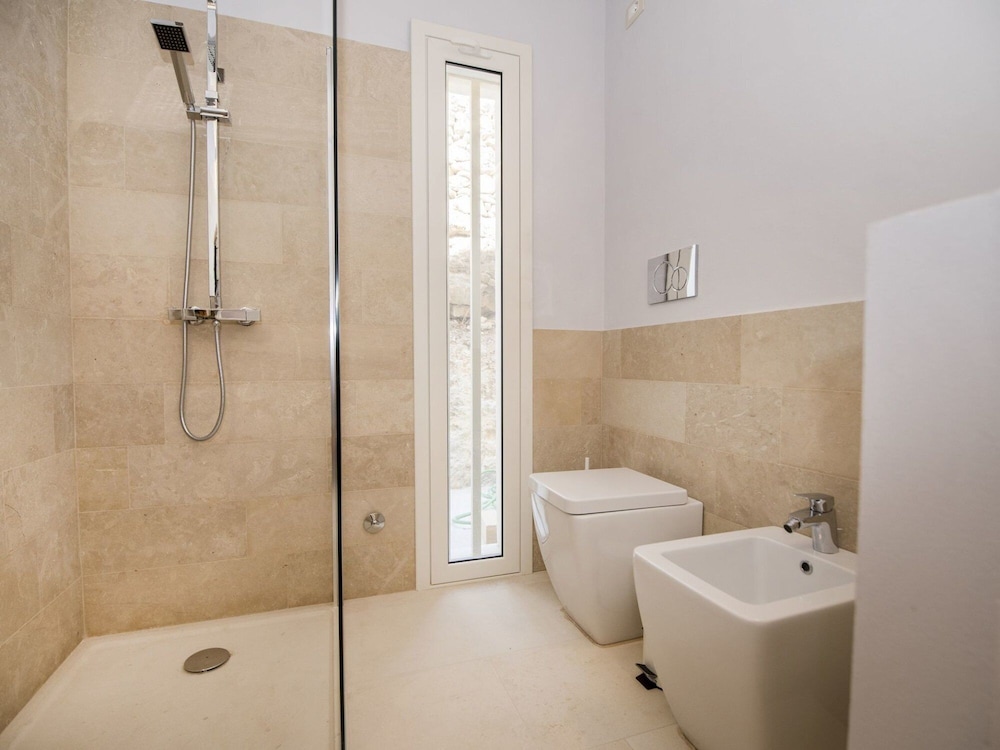 House - Photo 16