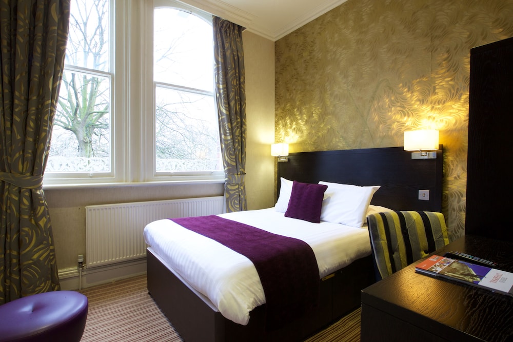 Standard Room, 1 Double Bed, Non Smoking (Small Room)
