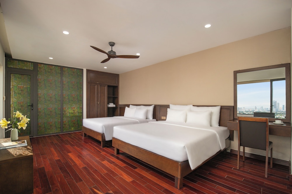 Presidential Studio Suite, Ocean View photo 2