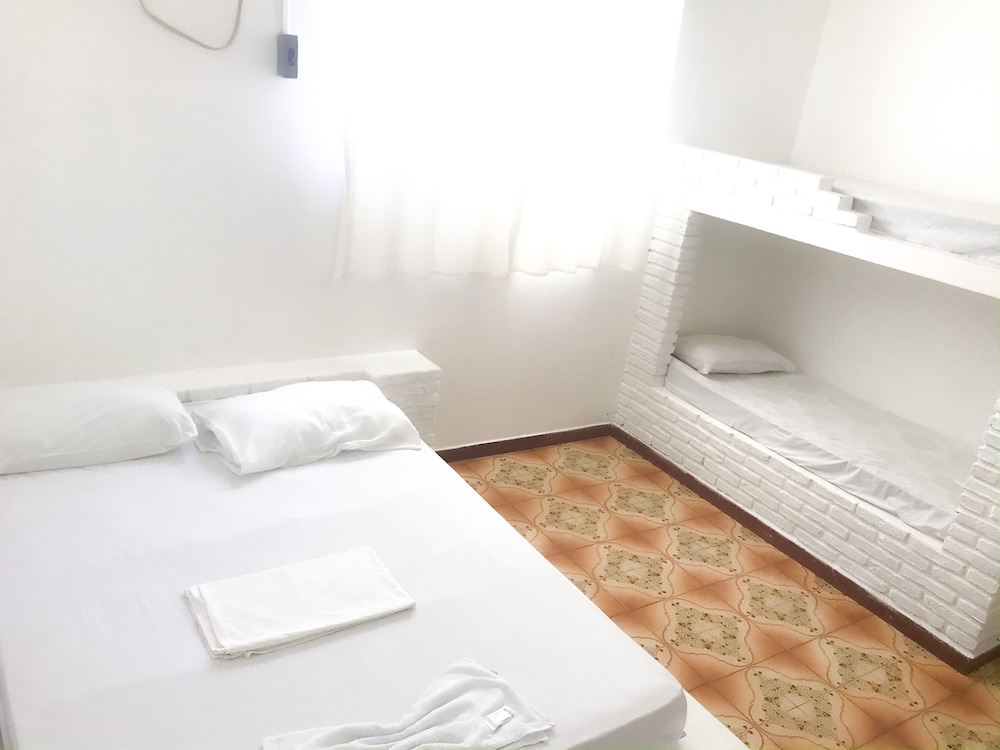 Quadruple Room (2, 3, 5 e 7) photo 2