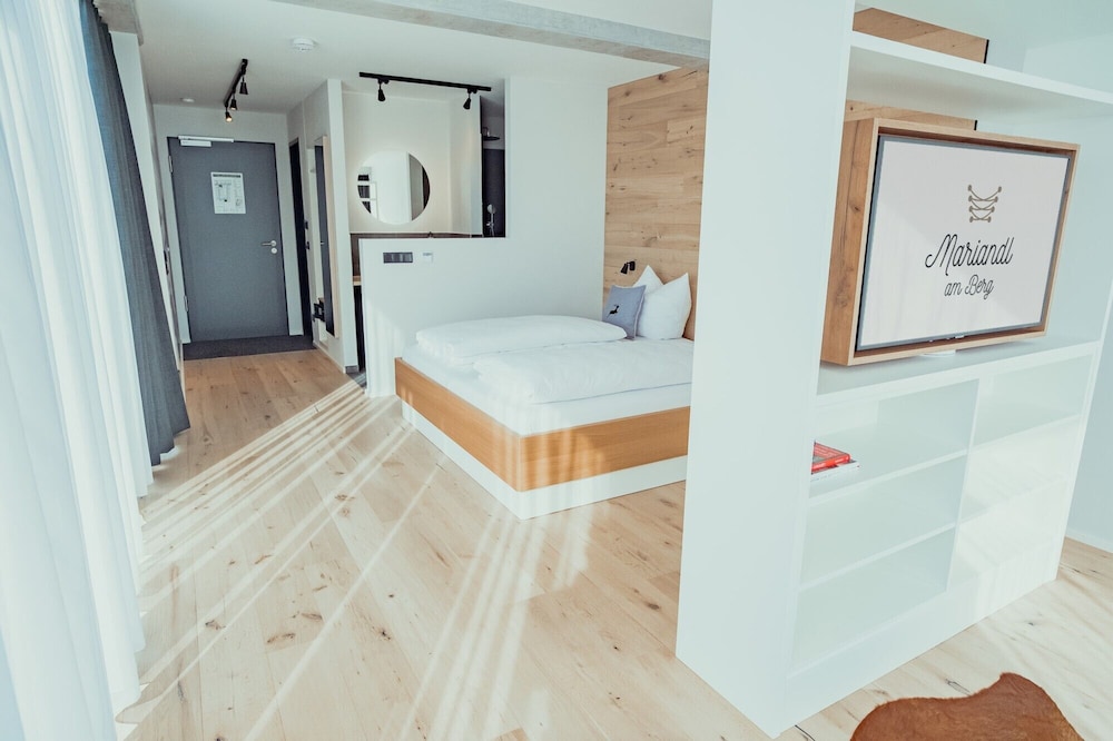 Deluxe Triple Room photo 2