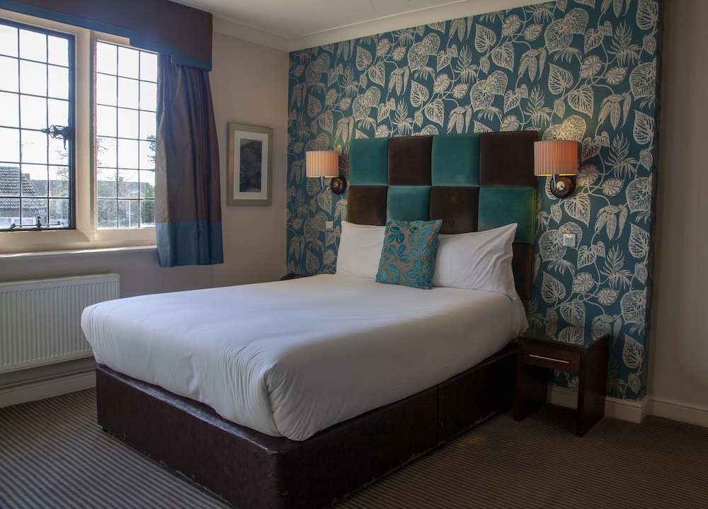 King Room with Sofa Bed