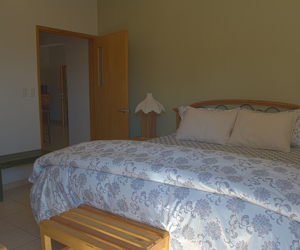Family Studio Suite, Multiple Beds, City View, Mountainside photo 1