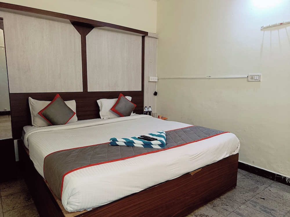 Standard Double Room - Photo 4