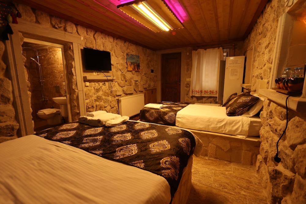 Family Room - Photo 4