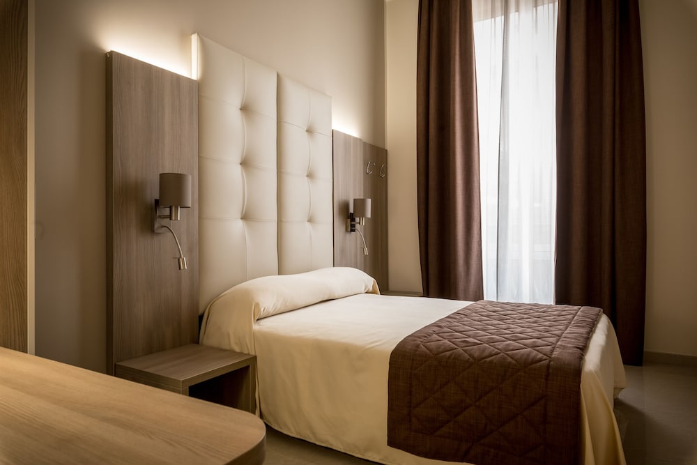 Superior Room, 1 Double Bed (small)