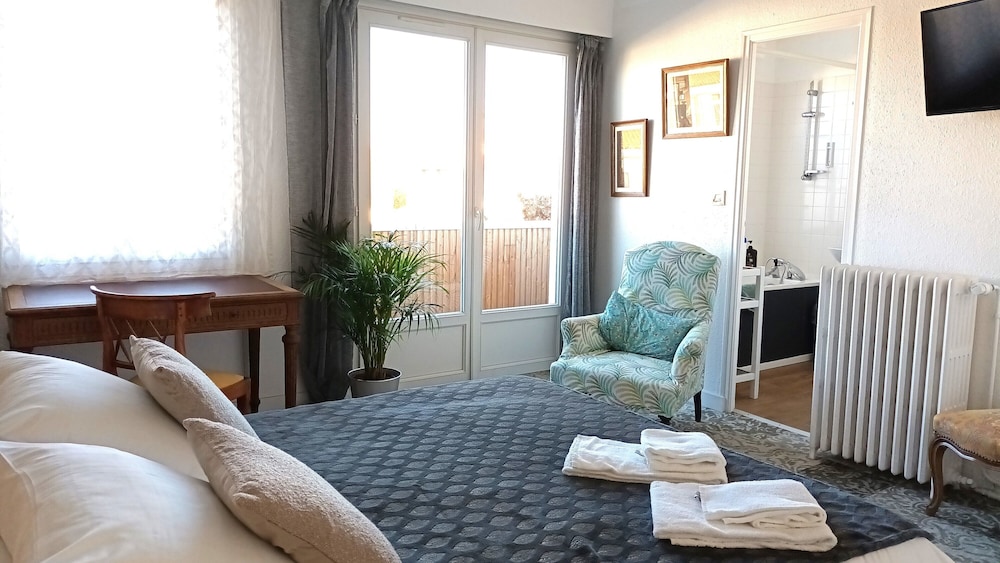 Double Room, Balcony