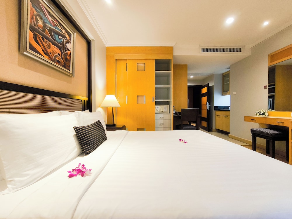 Executive Room photo 2