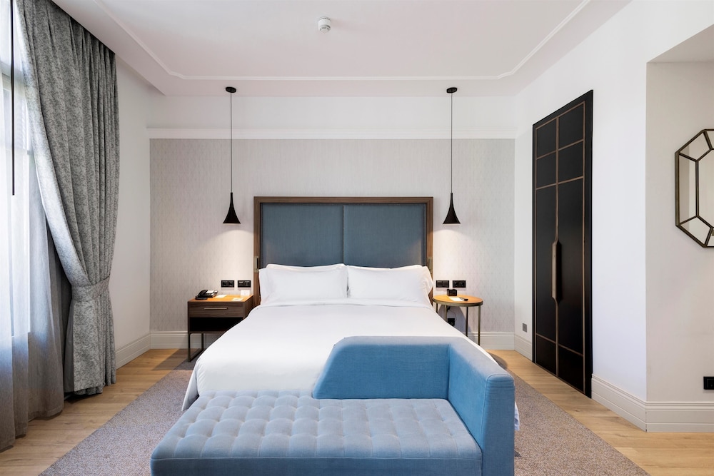 Superior Room, 1 King Bed, Terrace