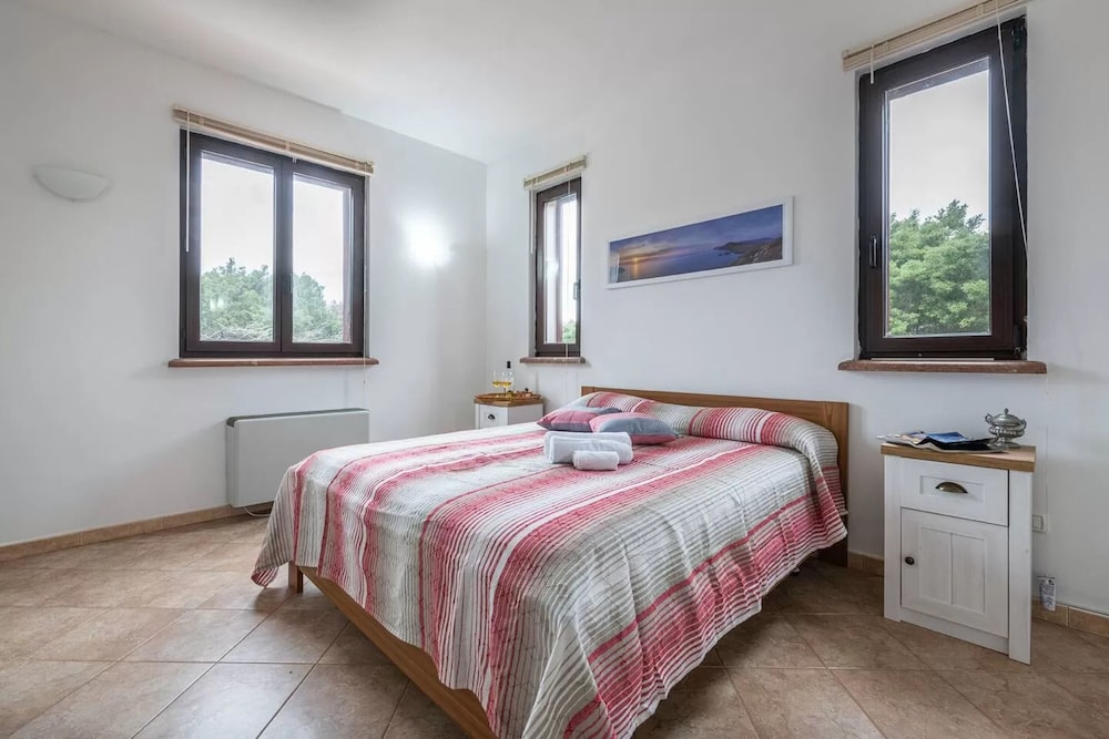 Villa, 4 Bedrooms, Patio, Garden View