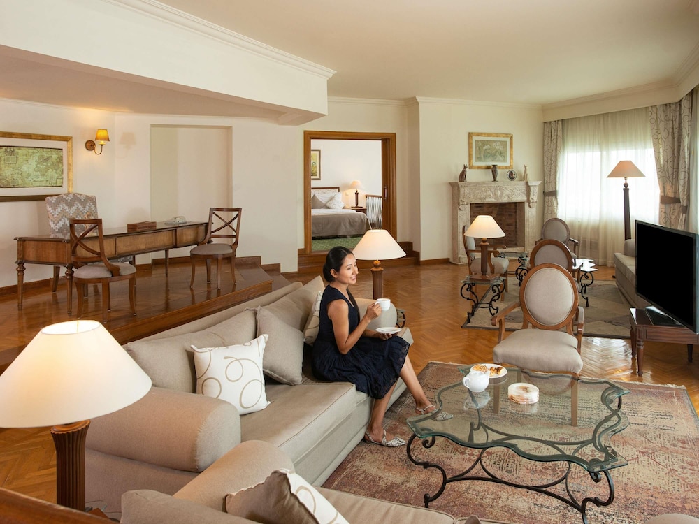 Presidential Suite thumbnail 6