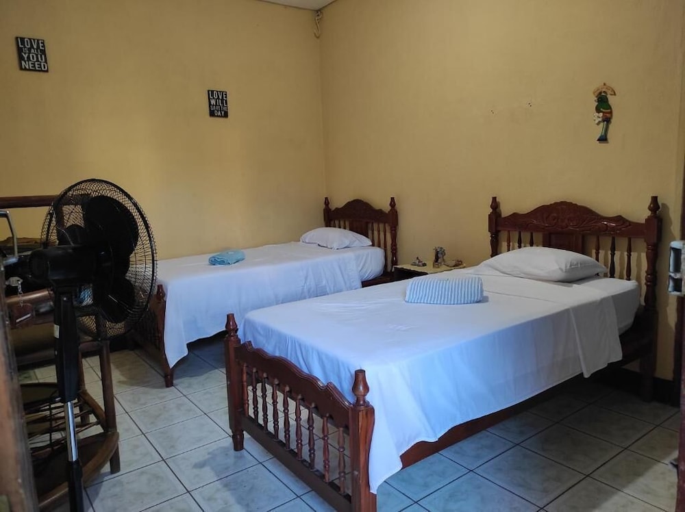 Basic Double Or Twin Room, 1 Bedroom, Ensuite photo 1