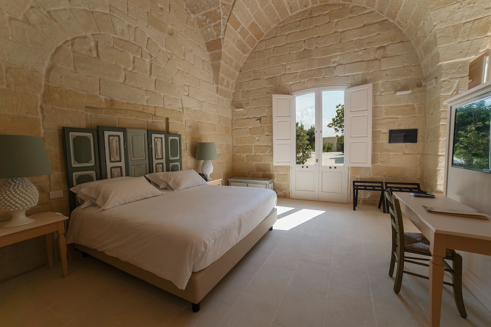 Junior Suite - Photo 1