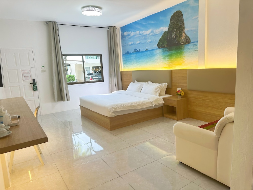 Premier Double Room, Courtyard View