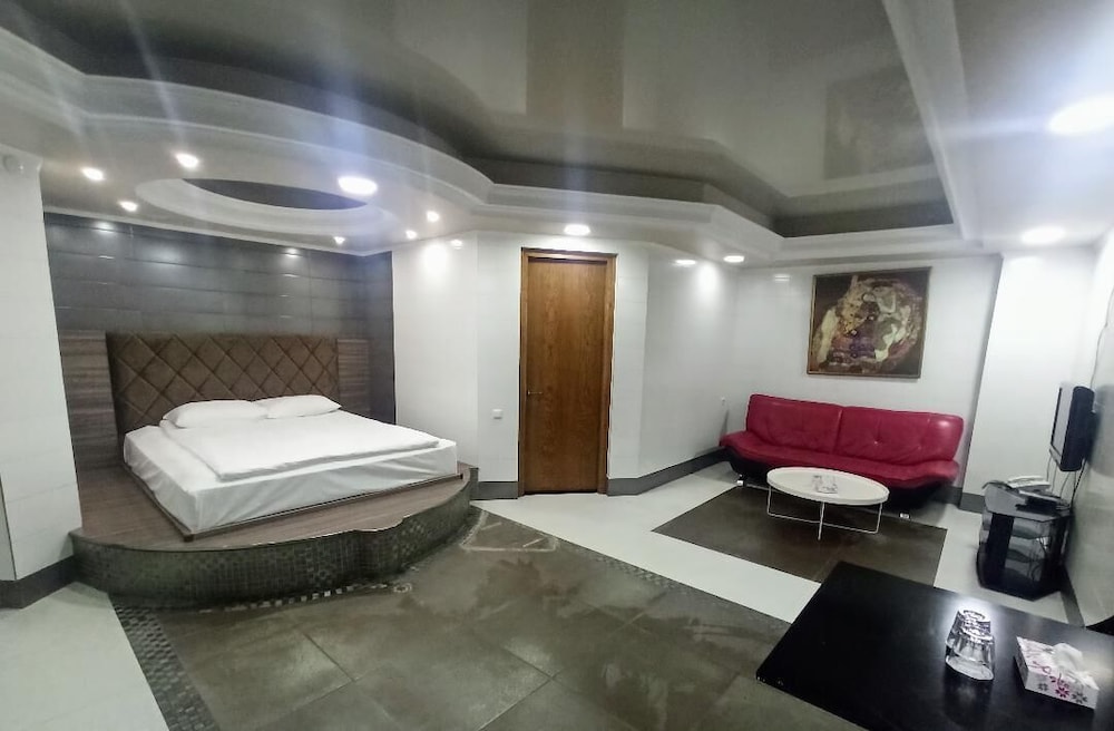Double Budget room Without windows photo 1