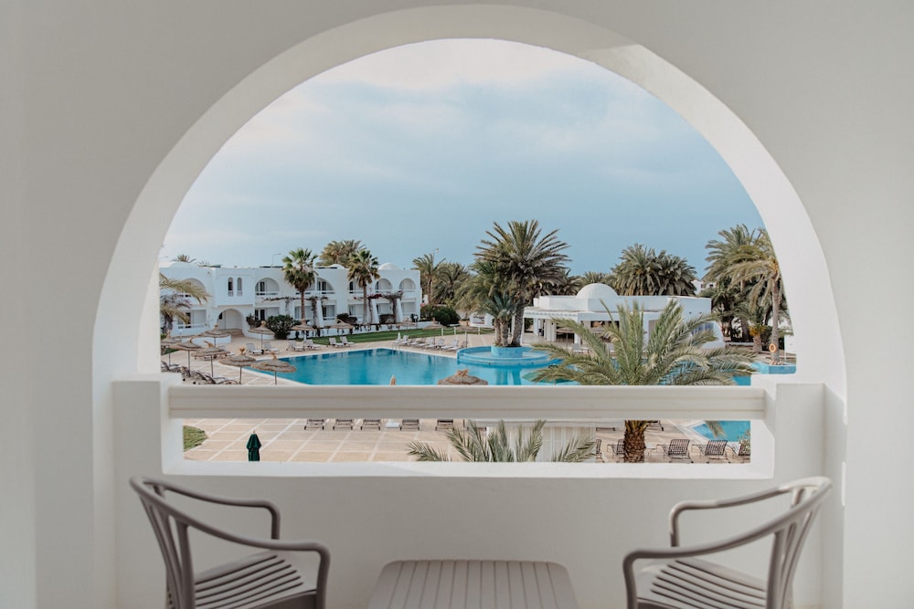 Basic Double Room, Pool View