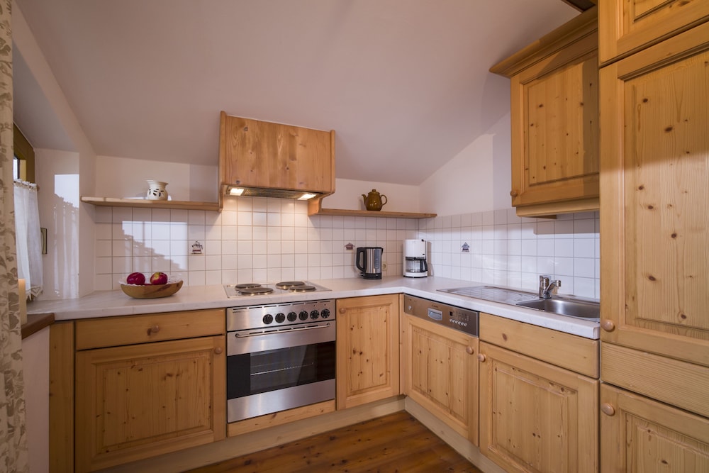 Comfort Apartment, 2 Bedrooms, Non Smoking, Kitchen photo 2