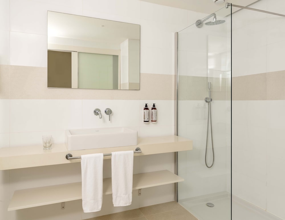 Premium Double Room - Photo 4