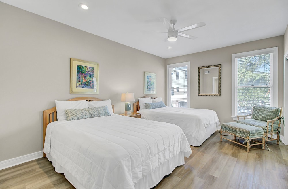 House (4 Bedrooms) photo 3