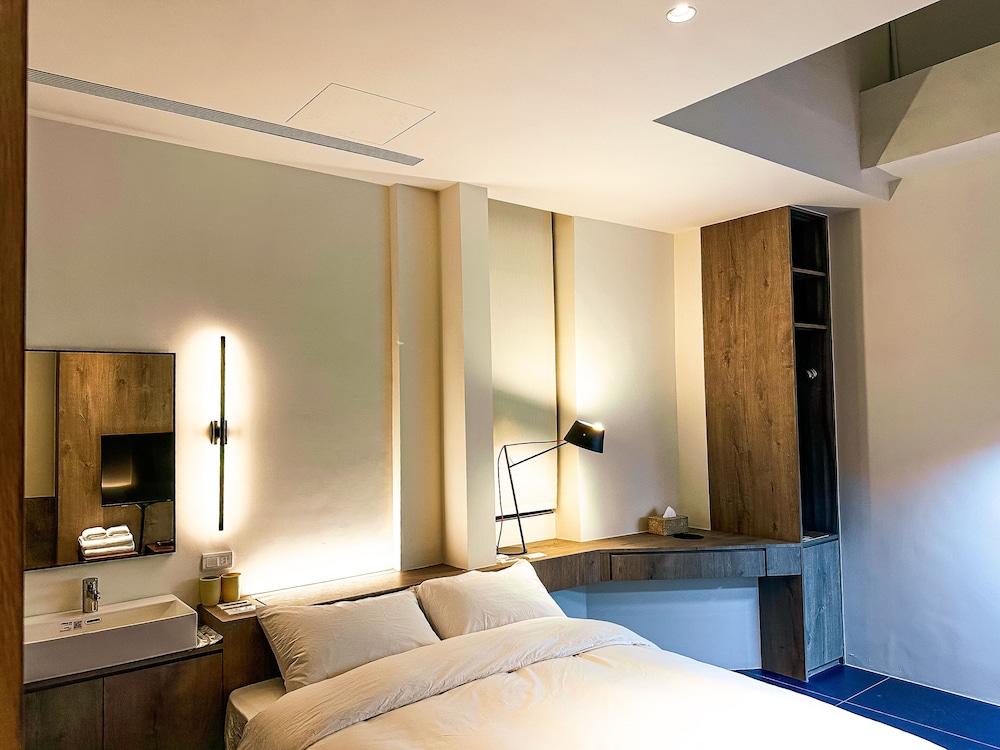 Design Double Room, 1 Double Bed - Photo 4