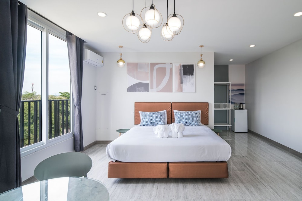 Family Suite - Photo 11