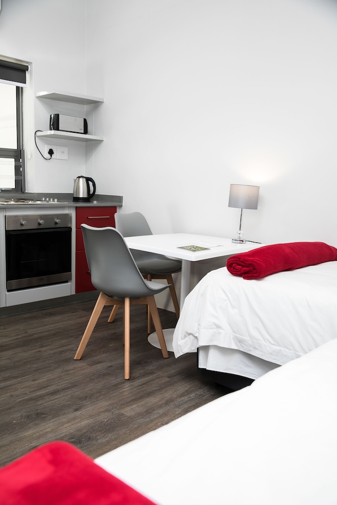 Studio Apartment photo 3
