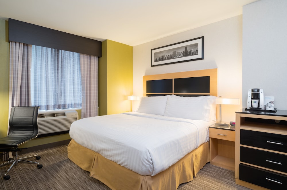 Standard Room, 1 King Bed (Leisure) photo 2