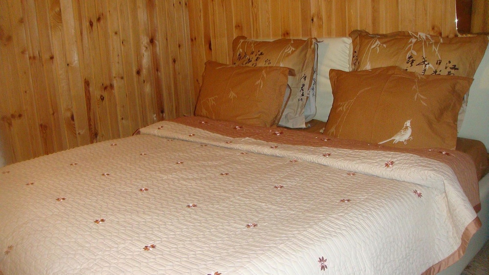 Cottage With Spa Bath