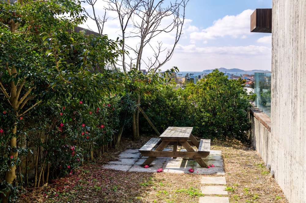 Villa, 2 Bedrooms, Sea View (Pacific) (Duplex) photo 3