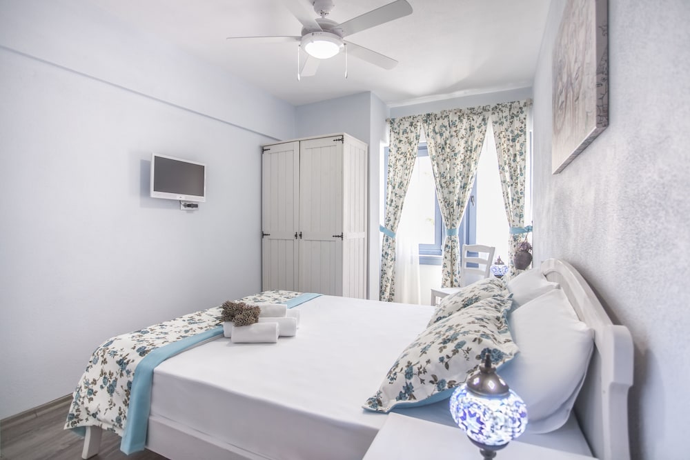 Basic Double Room, 1 Queen Bed photo 1