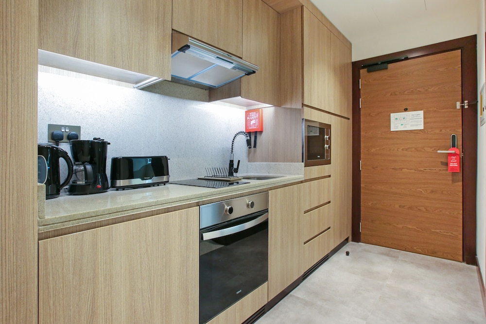Studio Suite Twin photo 2