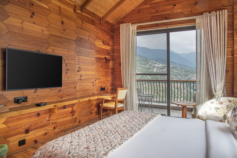 Traditional Chalet, Bathtub, Mountain View photo 1