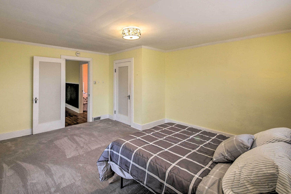 House (4 Bedrooms) photo 2